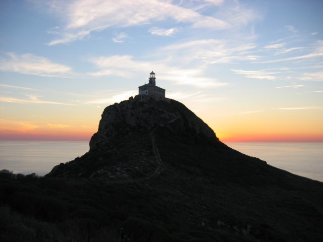 palagruzalighthouse2.jpg